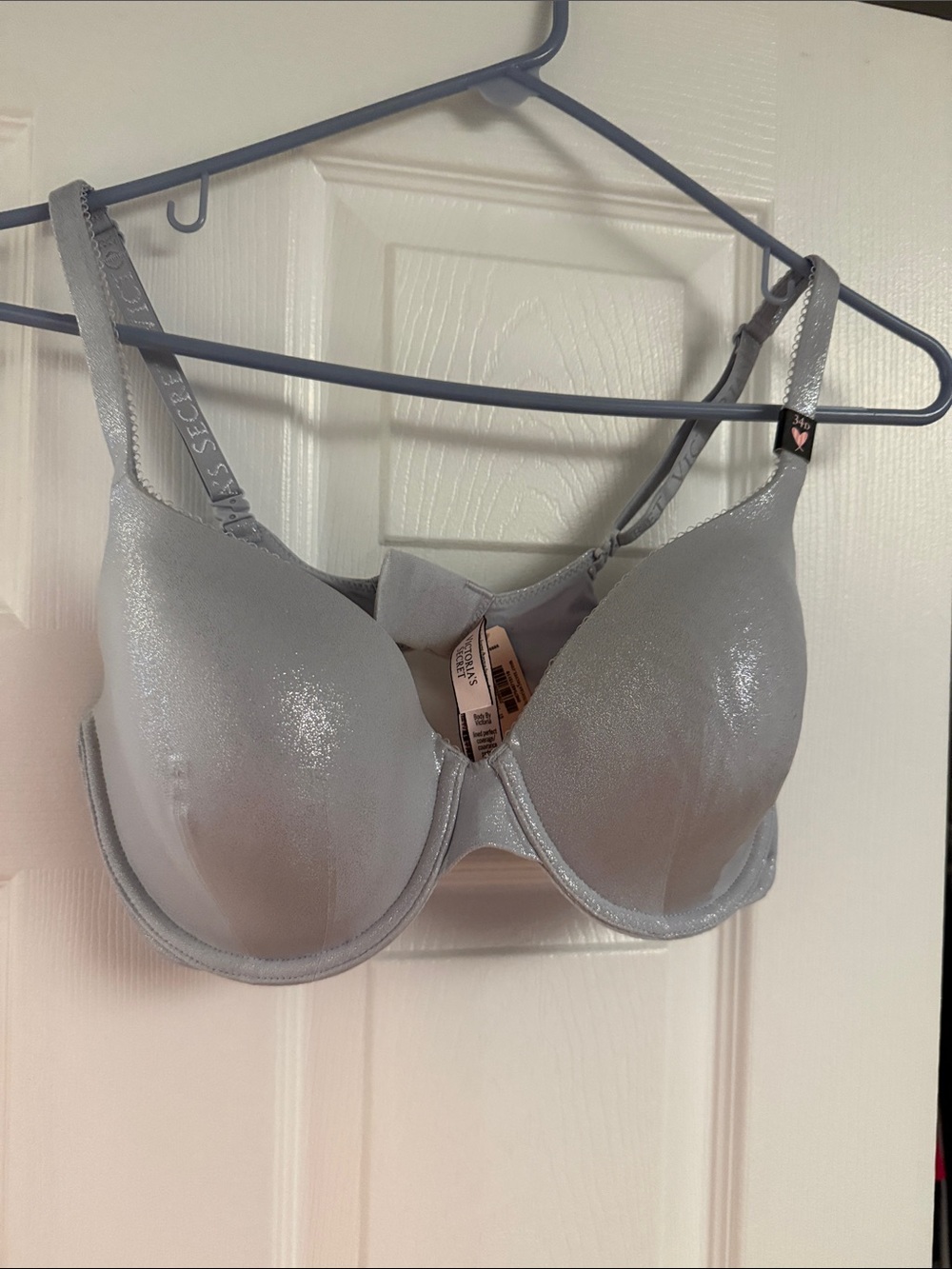 Victoria's Secret Silver Shimmery Underwire Lined perfect coverage bra